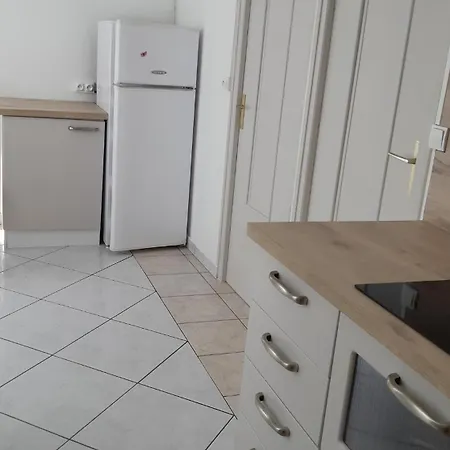 Maison De La *